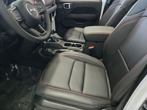New 2026 Jeep Gladiator Rubicon AWD/4WD image 17