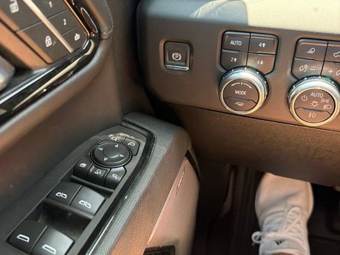 Used 2026 GMC Sierra 2500 AT4X AWD/4WD image 14
