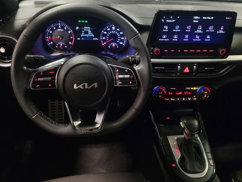 Used 2023 Kia Forte GT-Line w/ GT-Line Technology Package FWD image 22