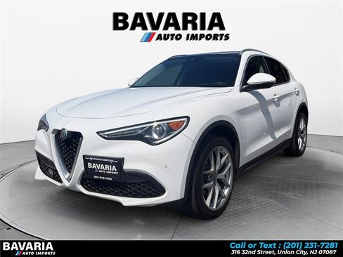 Used 2018 Alfa Romeo Stelvio Ti AWD/4WD image 1