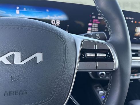 Used 2025 Kia Telluride SX X-Line image 17