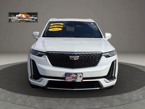 Used 2021 Cadillac XT6 Luxury FWD image 2