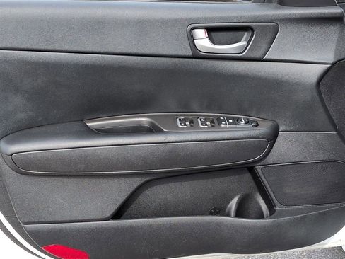 Used 2016 Kia Optima LX FWD image 12