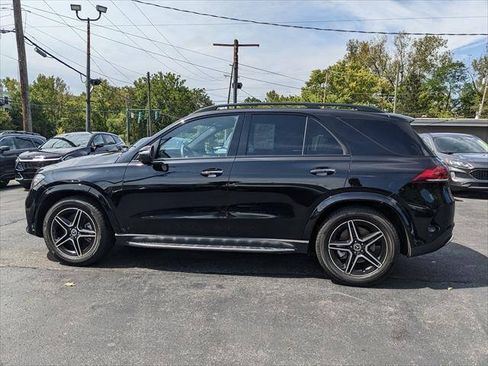 Used 2021 Mercedes-Benz GLE 450 4MATIC image 2