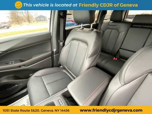Used 2026 Jeep Cherokee Limited AWD/4WD image 10