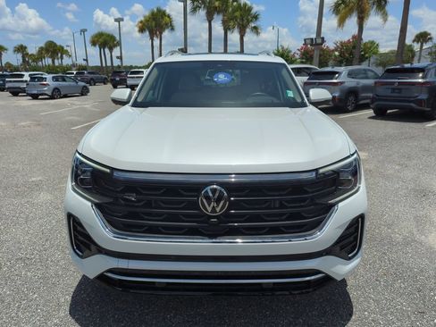 Certified 2026 Volkswagen Atlas SEL Premium R-Line AWD/4WD image 15