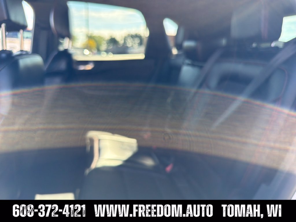Used 2025 Ford Escape ST-Line Select AWD/4WD image 27