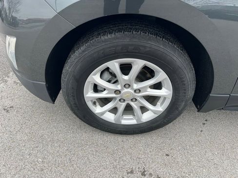 Used 2019 Chevrolet Equinox LT w/ Driver Convenience Package image 14