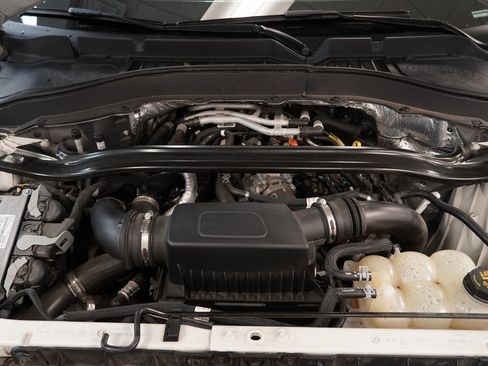 Used 2020 Ford Explorer Platinum w/ Premium Technology Package image 41