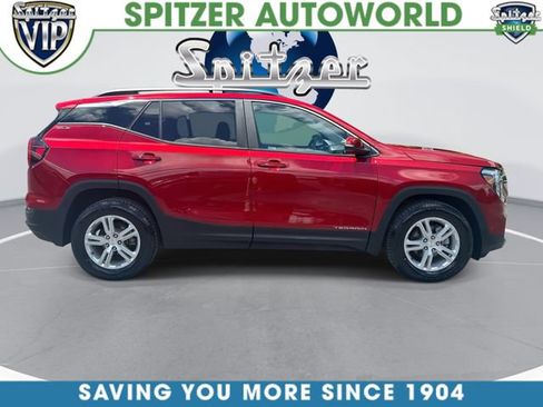Used 2022 GMC Terrain SLE w/ Driver Convenience Package AWD/4WD image 11
