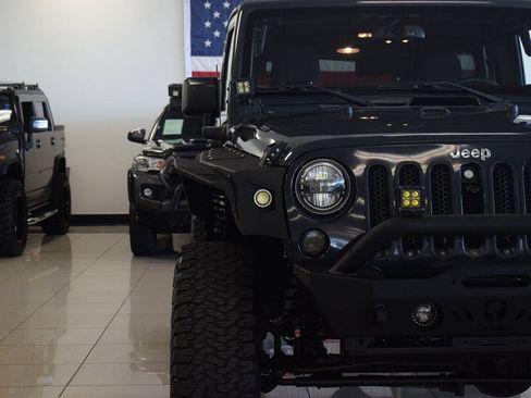 Used 2017 Jeep Wrangler Unlimited Sport w/ Quick Order Package 24S AWD/4WD image 8