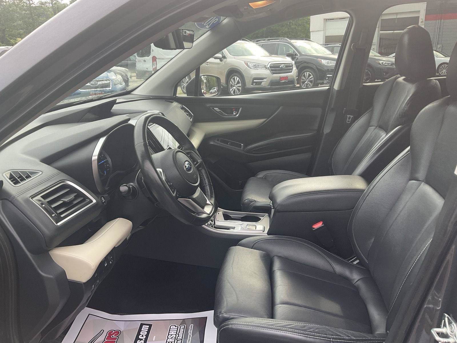Used 2019 Subaru Ascent Limited AWD/4WD image 10