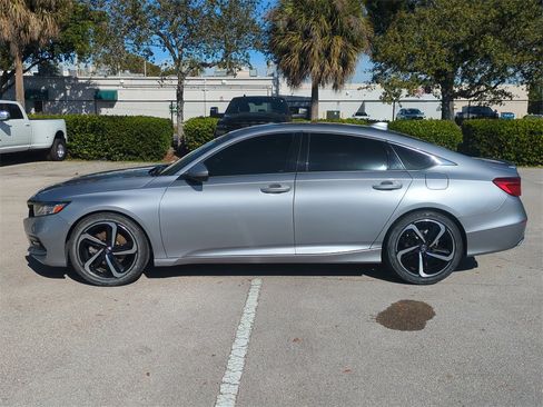 Used 2020 Honda Accord Sport image 9