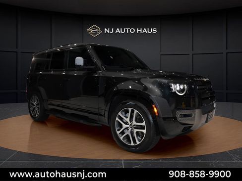 Used 2023 Land Rover Defender 110 X-Dynamic SE image 9