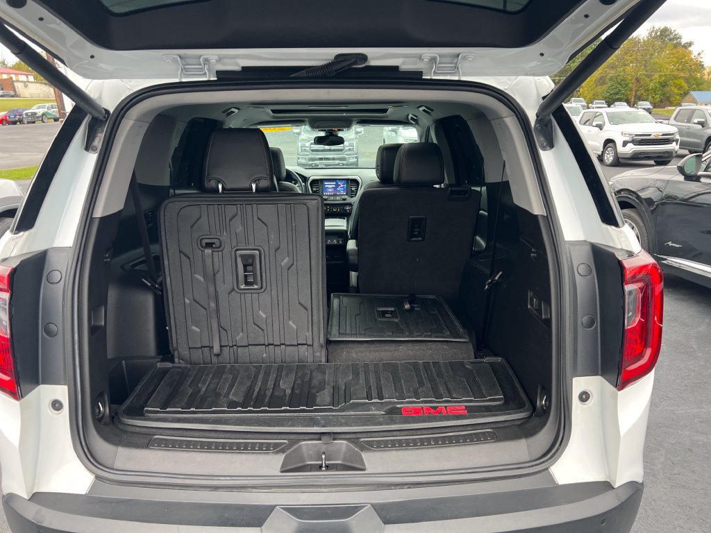 Used 2021 GMC Acadia AT4 w/ Technology Package AWD/4WD image 29