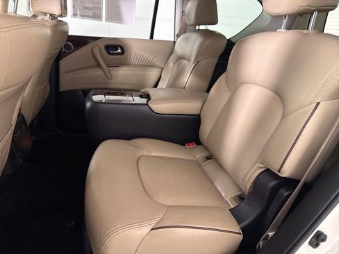 Used 2020 Nissan Armada Platinum w/ Captain's Chairs Package RWD image 13