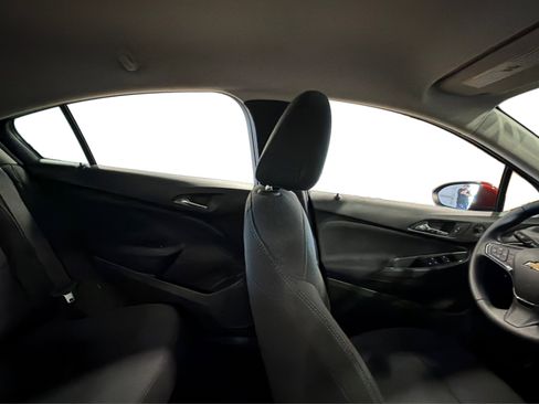 Used 2018 Chevrolet Cruze LT w/ Convenience Package image 39