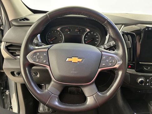 Used 2020 Chevrolet Traverse LT w/ Driver Confidence II Package image 22