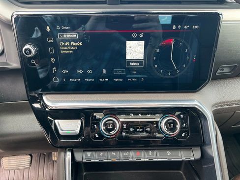 Certified 2024 GMC Sierra 2500 Denali w/ Denali Reserve Package AWD/4WD image 11