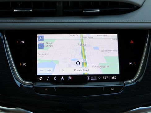 Certified 2025 Cadillac XT6 Premium Luxury image 17