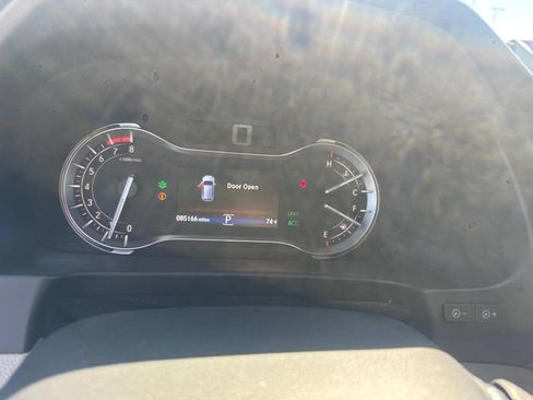 Used 2018 Honda Pilot EX-L image 8