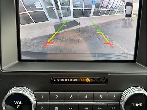 Used 2019 Ford Expedition XLT w/ Equipment Group 202A image 28