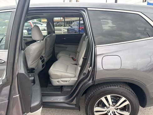 Used 2017 Honda Pilot EX-L image 12
