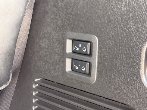 Used 2022 INFINITI QX80 Sensory w/ All-Season Package AWD/4WD image 32