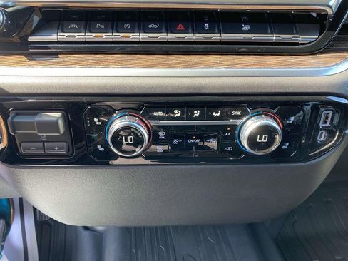 New 2026 GMC Sierra 1500 SLE w/ Preferred Package image 21