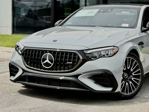 New 2026 Mercedes-Benz E 53 AMG e 4MATIC Sedan image 3