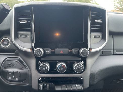 New 2026 RAM 2500 Big Horn AWD/4WD image 11