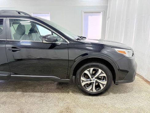 Used 2022 Subaru Outback Limited XT image 8