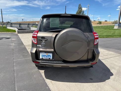 Used 2012 Toyota RAV4 FWD image 4