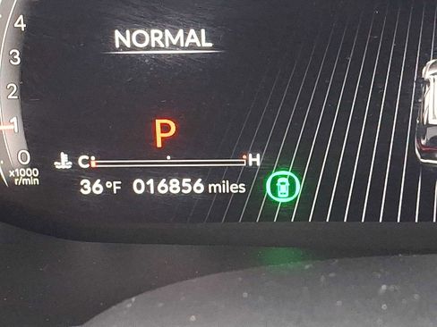 Used 2023 Acura MDX A-Spec image 13