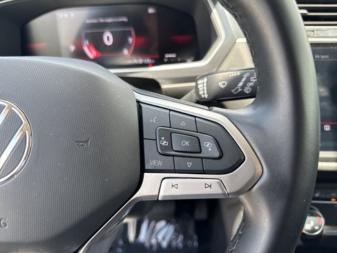 Certified 2024 Volkswagen Tiguan Wolfsburg Edition AWD/4WD image 31