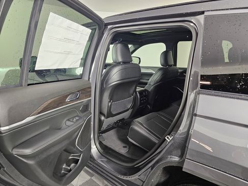 New 2026 Jeep Grand Cherokee Limited AWD/4WD image 34
