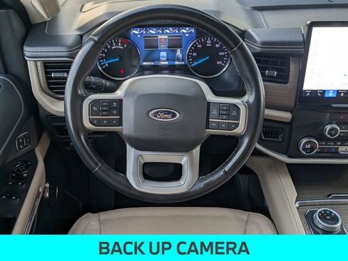 Used 2023 Ford Expedition Limited image 19