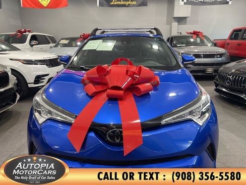 Used 2019 Toyota C-HR XLE FWD image 8