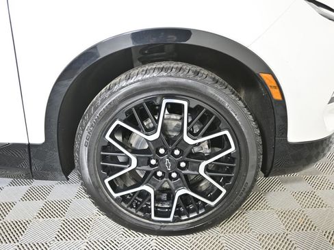 Used 2024 Chevrolet Blazer RS w/ Driver Confidence II Package AWD/4WD image 10