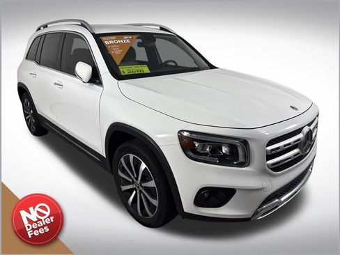Used 2020 Mercedes-Benz GLB 250 image 1