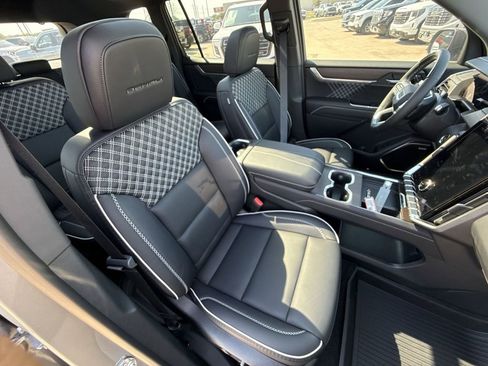 New 2026 GMC Acadia Denali w/ Super Cruise Package image 26