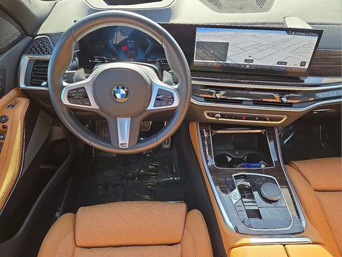 Used 2026 BMW X5 xDrive40i image 17