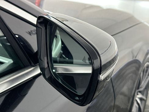 Used 2025 BMW 430i Convertible w/ Premium Package image 10