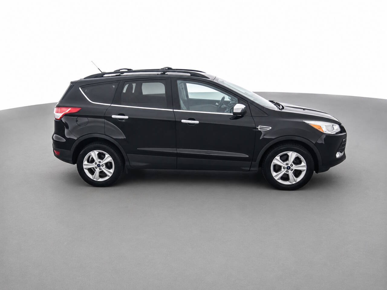 Used 2015 Ford Escape SE w/ Equipment Group 201A AWD/4WD image 4