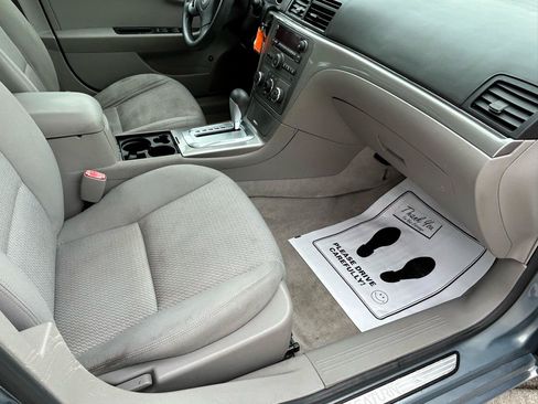 Used 2007 Saturn Aura XE FWD image 12