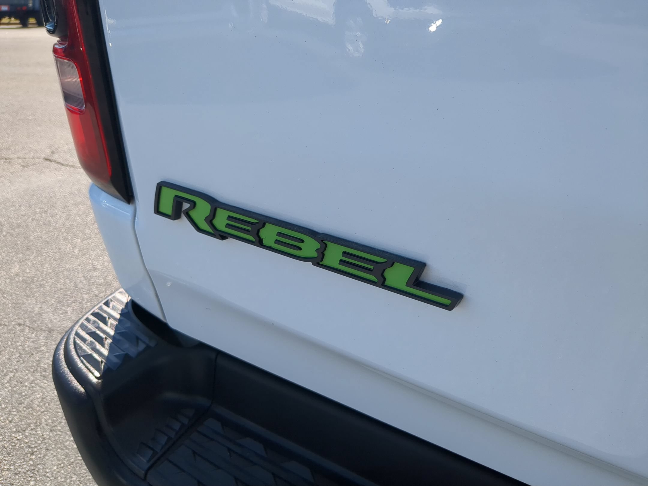 Used 2020 RAM 1500 Rebel AWD/4WD image 28