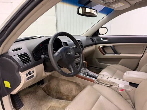 Used 2006 Subaru Outback 2.5i Limited w/ Popular Equipment Group 1D AWD/4WD image 13