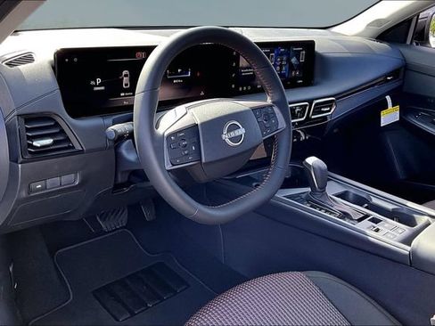 New 2026 Nissan Sentra SR w/ Floor Mat Package FWD image 7