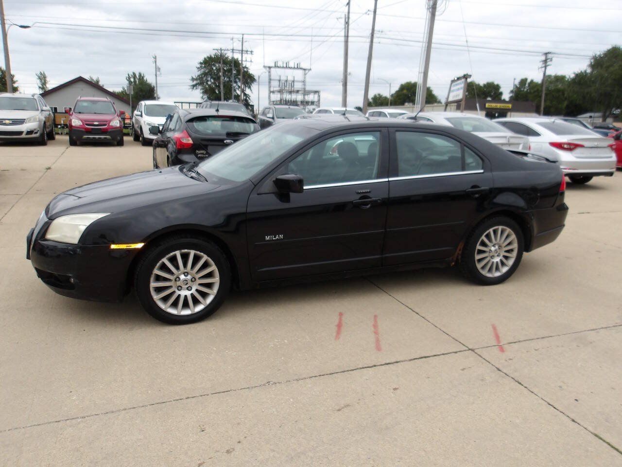 Used 2008 Mercury Milan Premier FWD image 2