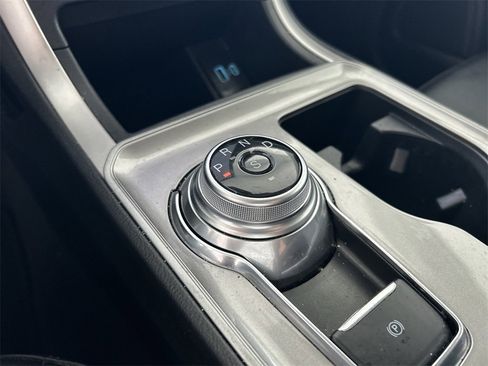 Used 2023 Ford Edge SEL image 28